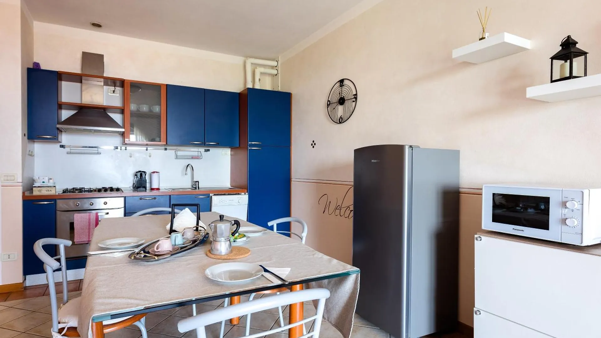 Piscina + Condizionatore + Vista Lago Apartment Polpenazze del Garda Italy