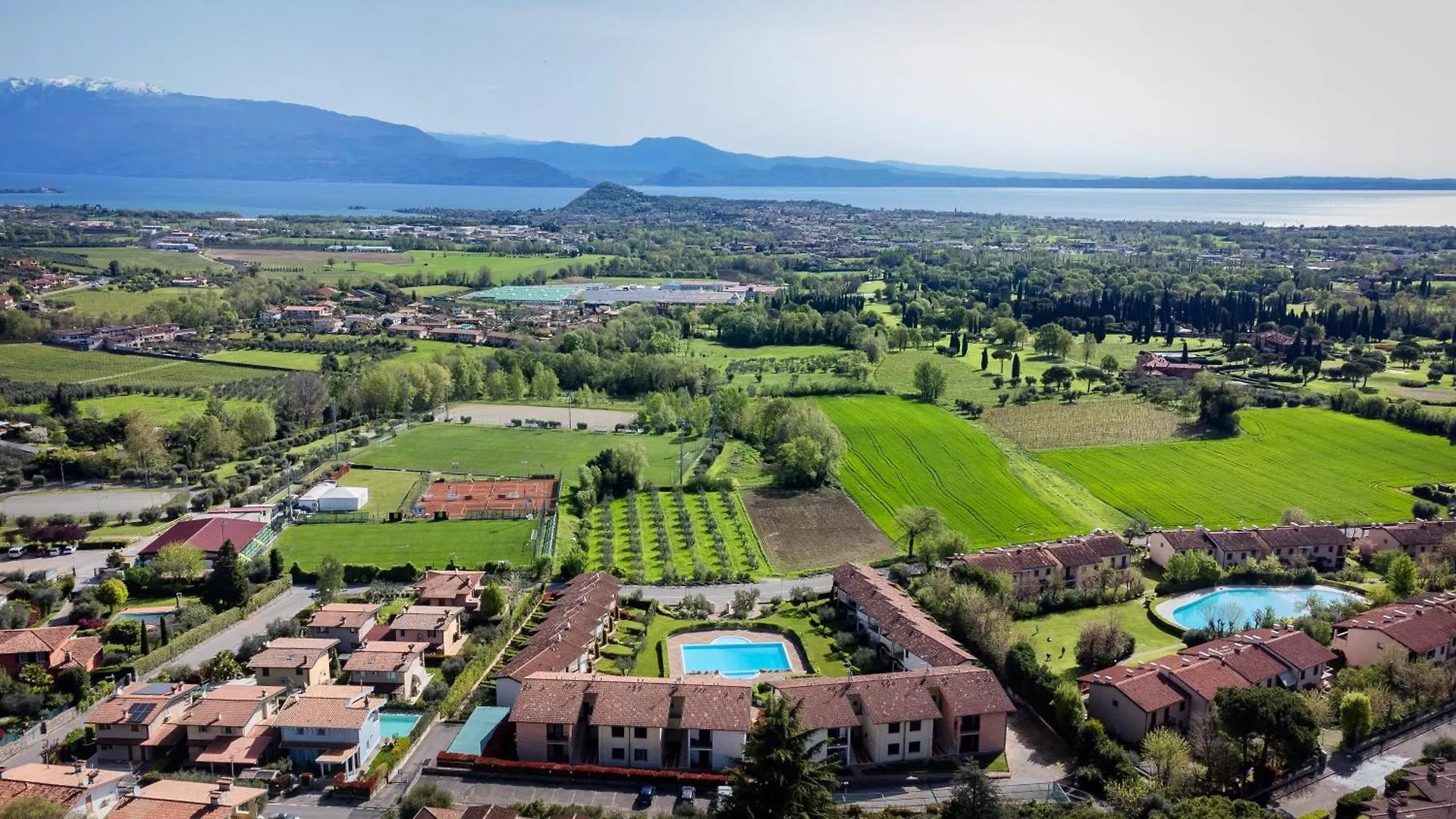 Piscina + Condizionatore + Vista Lago Apartment Polpenazze del Garda